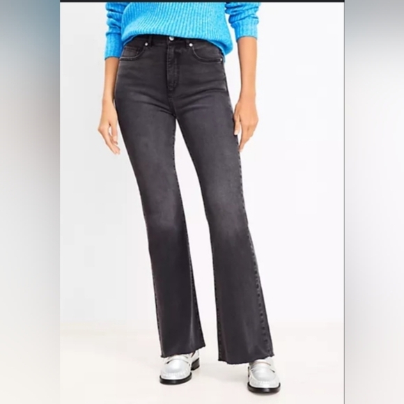 Loft The Slim Flare Fresh Cut High Rise Regular Fit Jeans Size 30 Petite Inseam - Picture 1 of 15